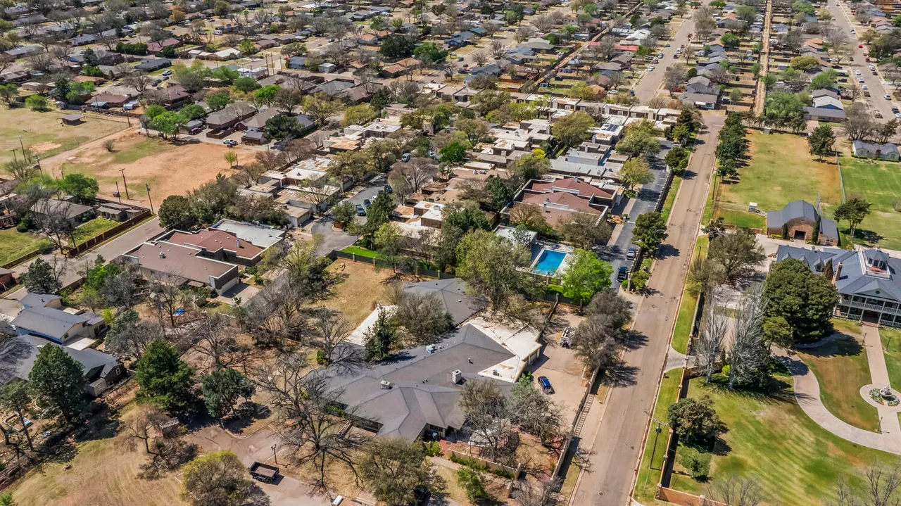 Photo 47 — 2302 Slide Road UNIT 47, Lubbock, TX 79407