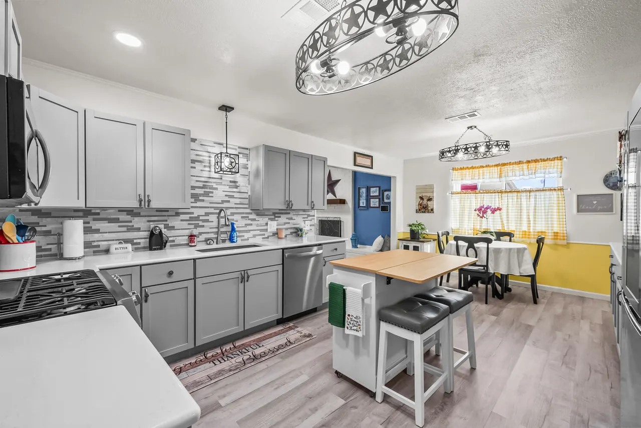 Photo 13 — 1500 W Garza Street, Slaton, TX 79364