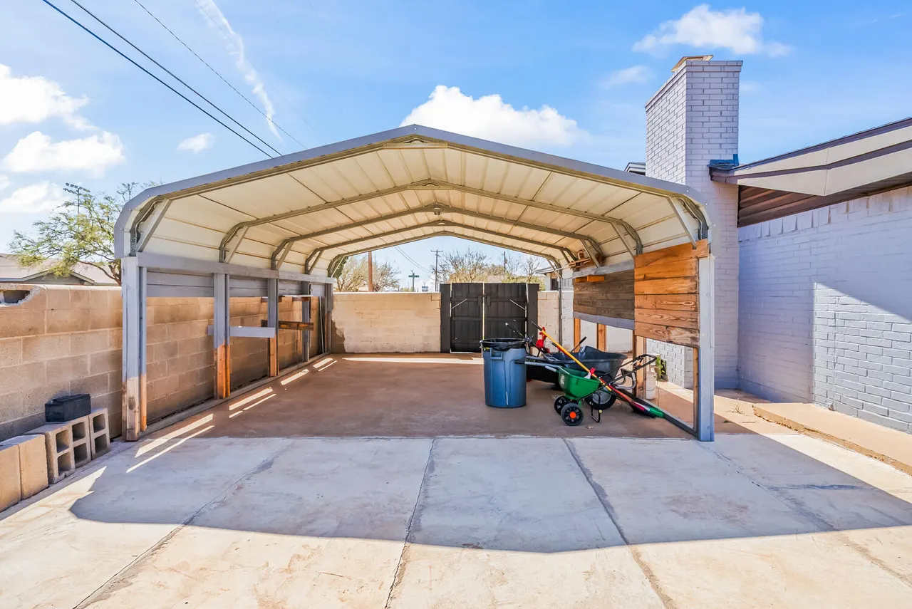 Photo 31 — 1500 W Garza Street, Slaton, TX 79364