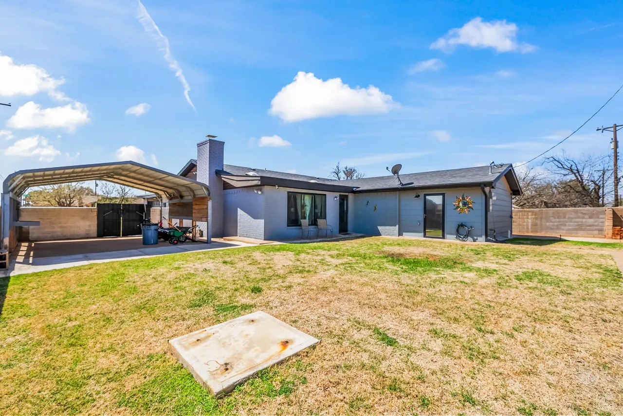 Photo 32 — 1500 W Garza Street, Slaton, TX 79364