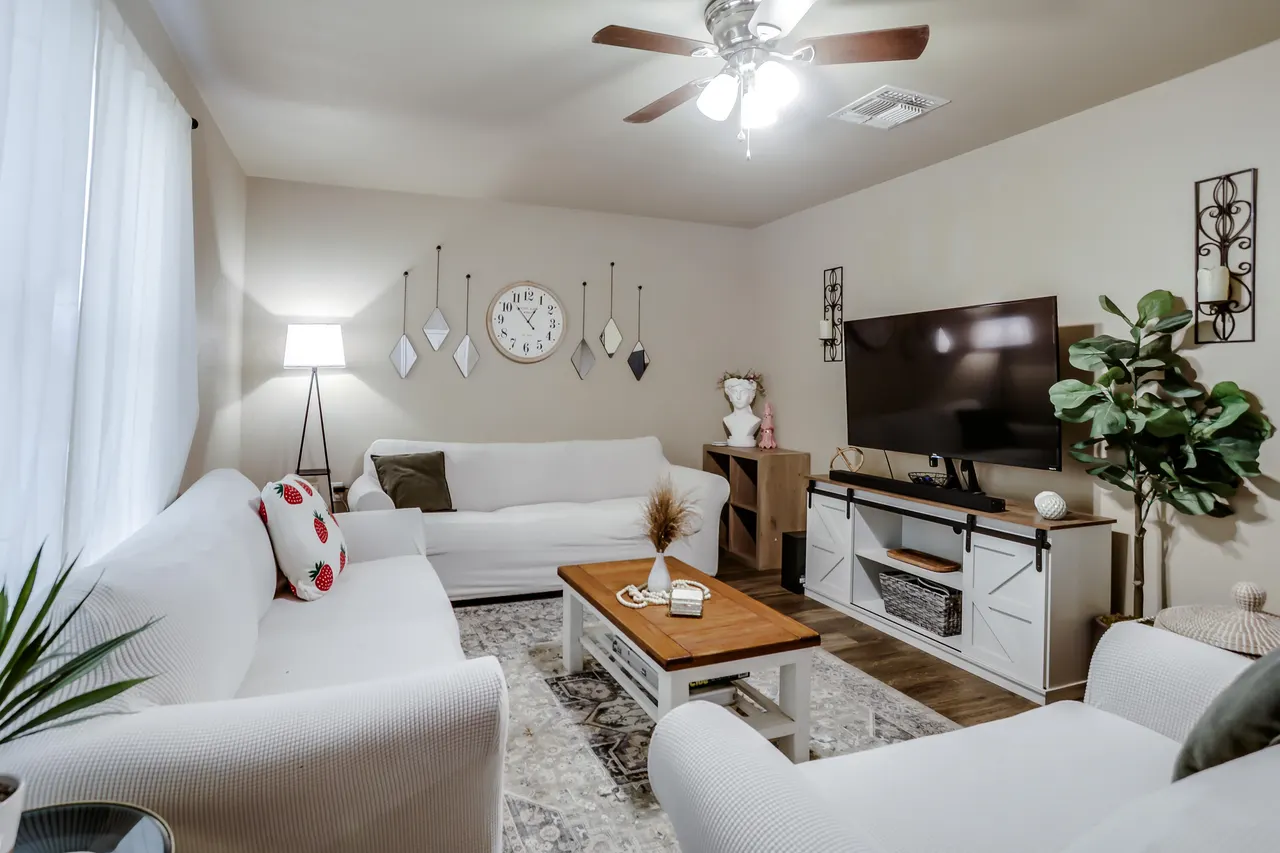 Front exterior — 1512 E Ursuline Street 2, Lubbock, TX 79403