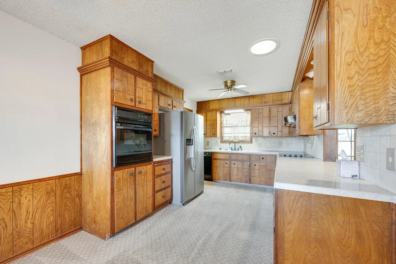 Photo 14 — 4416 62nd Street, Lubbock, TX 79414