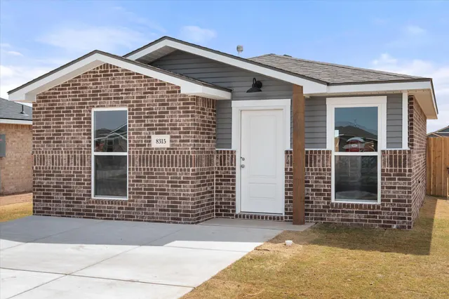 Photo 3 — 8315 25th Street, Lubbock, TX 79407