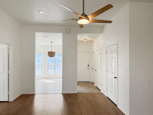 Photo 3 — 1902 58th Street, Lubbock, TX 79412