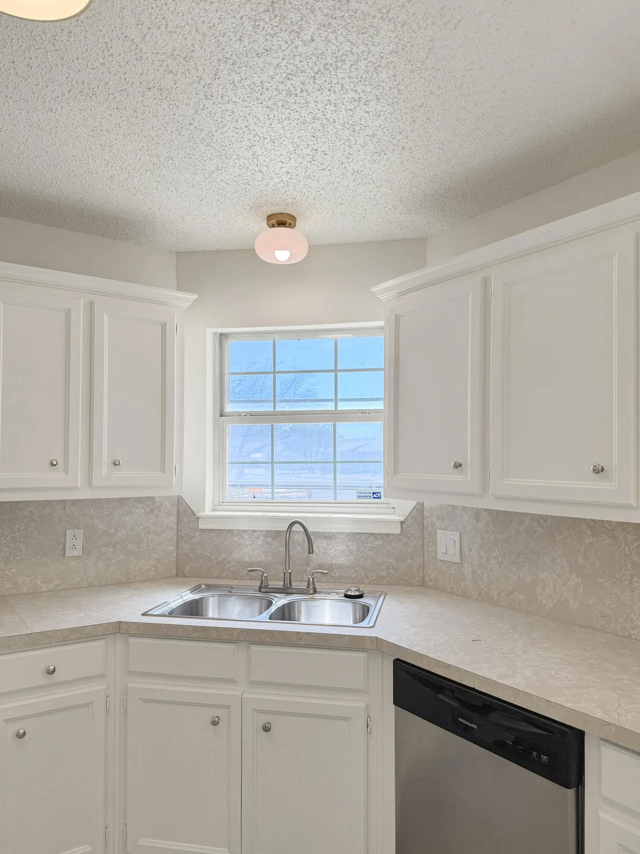 Photo 7 — 1902 58th Street, Lubbock, TX 79412