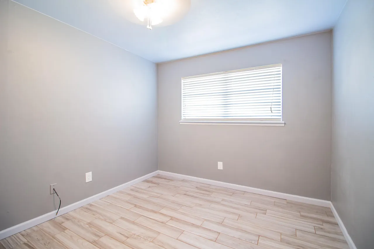 Photo 18 — 907 S Pecos Drive, Brownfield, TX 79316