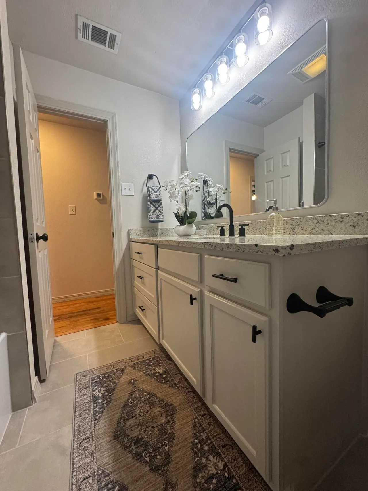 Photo 18 — 3110 30th Street, Lubbock, TX 79410