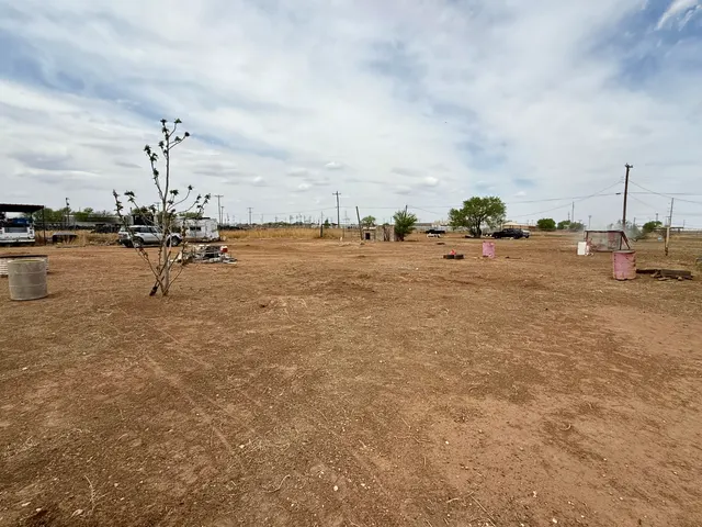 Photo 5 — 2833 E 53rd Street, Lubbock, TX 79404