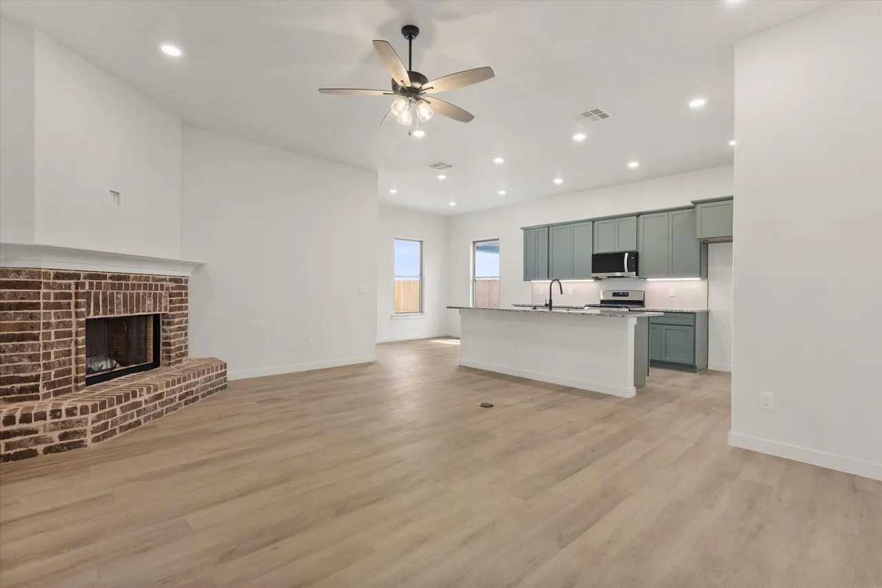 Photo 6 — 6005 Venita Avenue, Lubbock, TX 79407