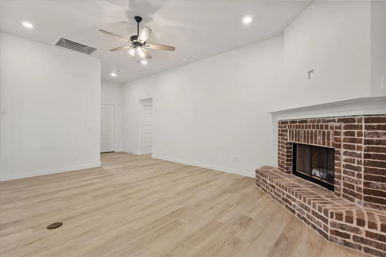 Photo 7 — 6005 Venita Avenue, Lubbock, TX 79407
