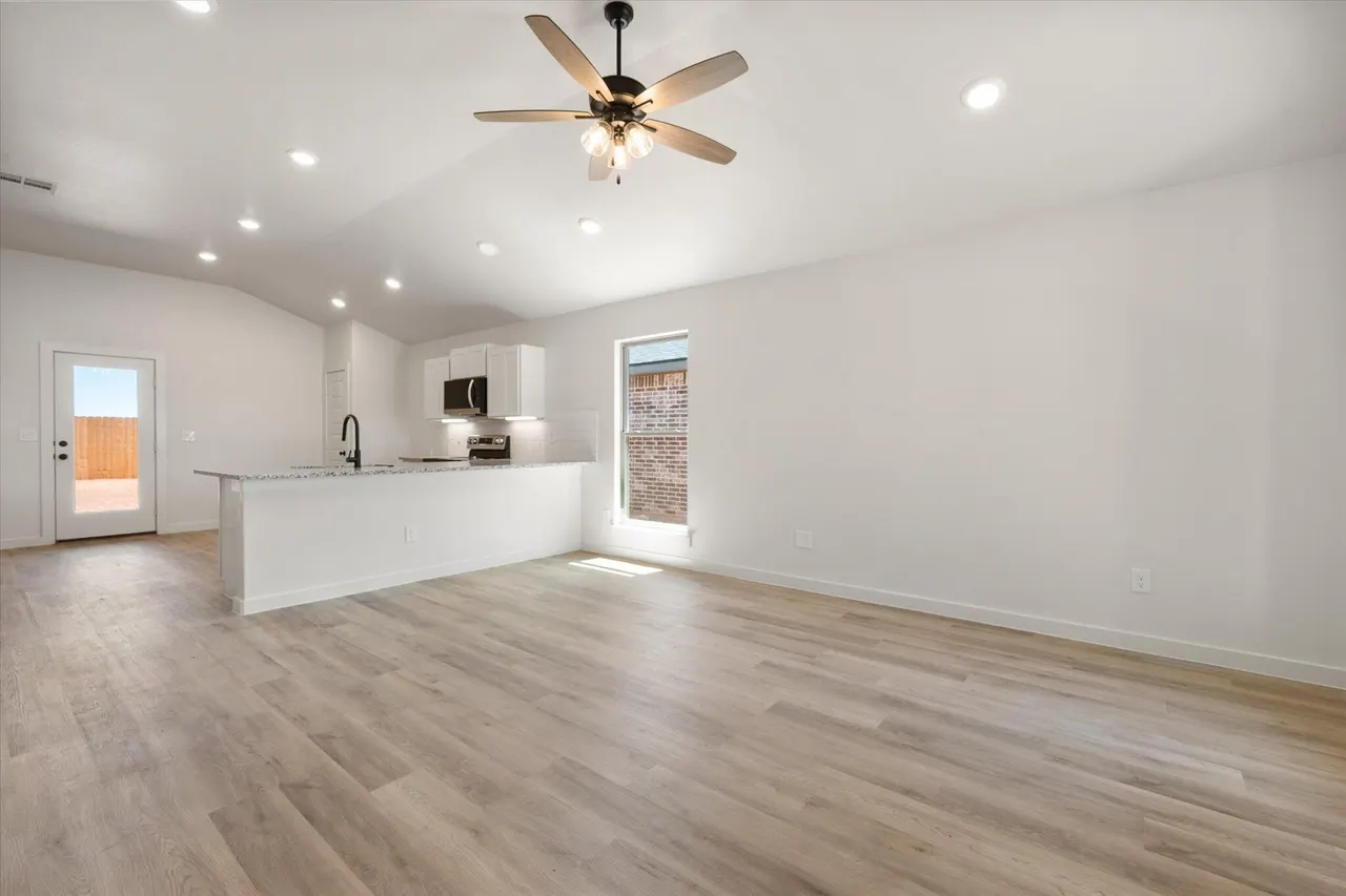 Photo 5 — 2406 Bryan Avenue, Wolfforth, TX 79382