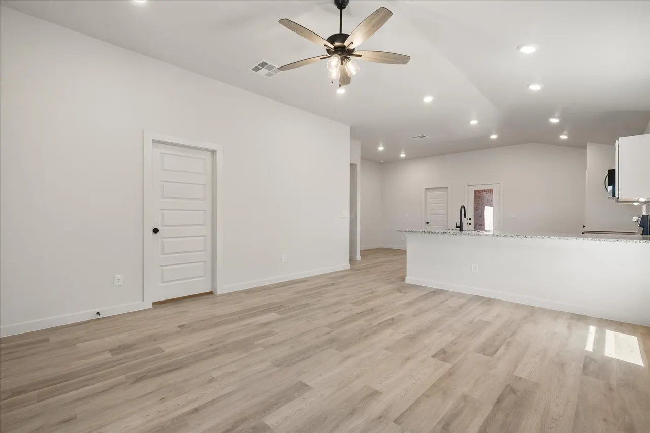 Photo 6 — 2406 Bryan Avenue, Wolfforth, TX 79382