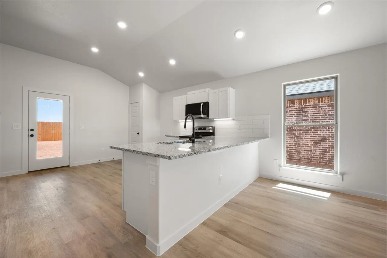 Photo 10 — 2406 Bryan Avenue, Wolfforth, TX 79382