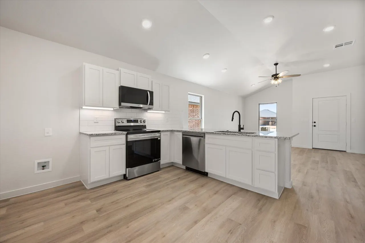 Photo 12 — 2406 Bryan Avenue, Wolfforth, TX 79382