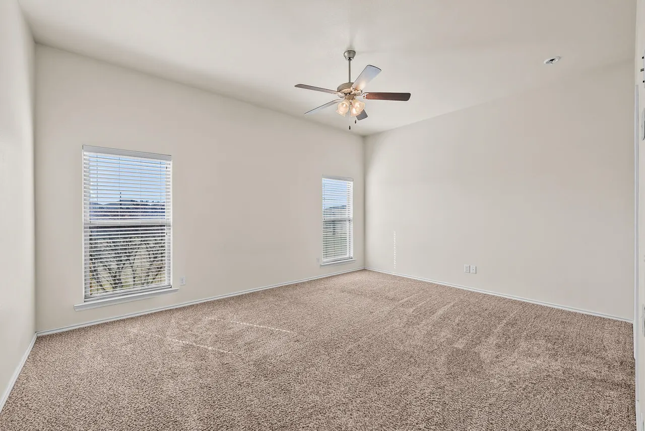 Photo 11 — 7027 37th Street, Lubbock, TX 79407