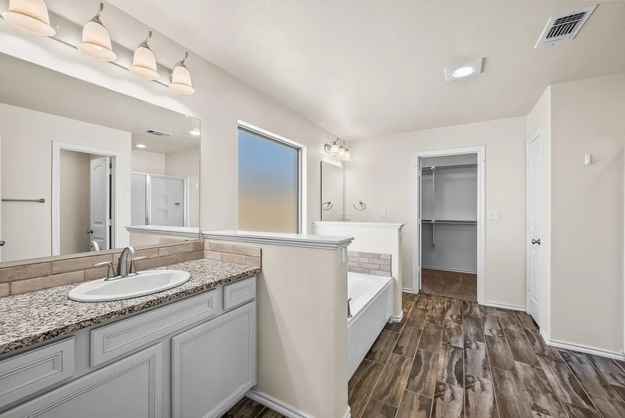 Photo 14 — 7027 37th Street, Lubbock, TX 79407
