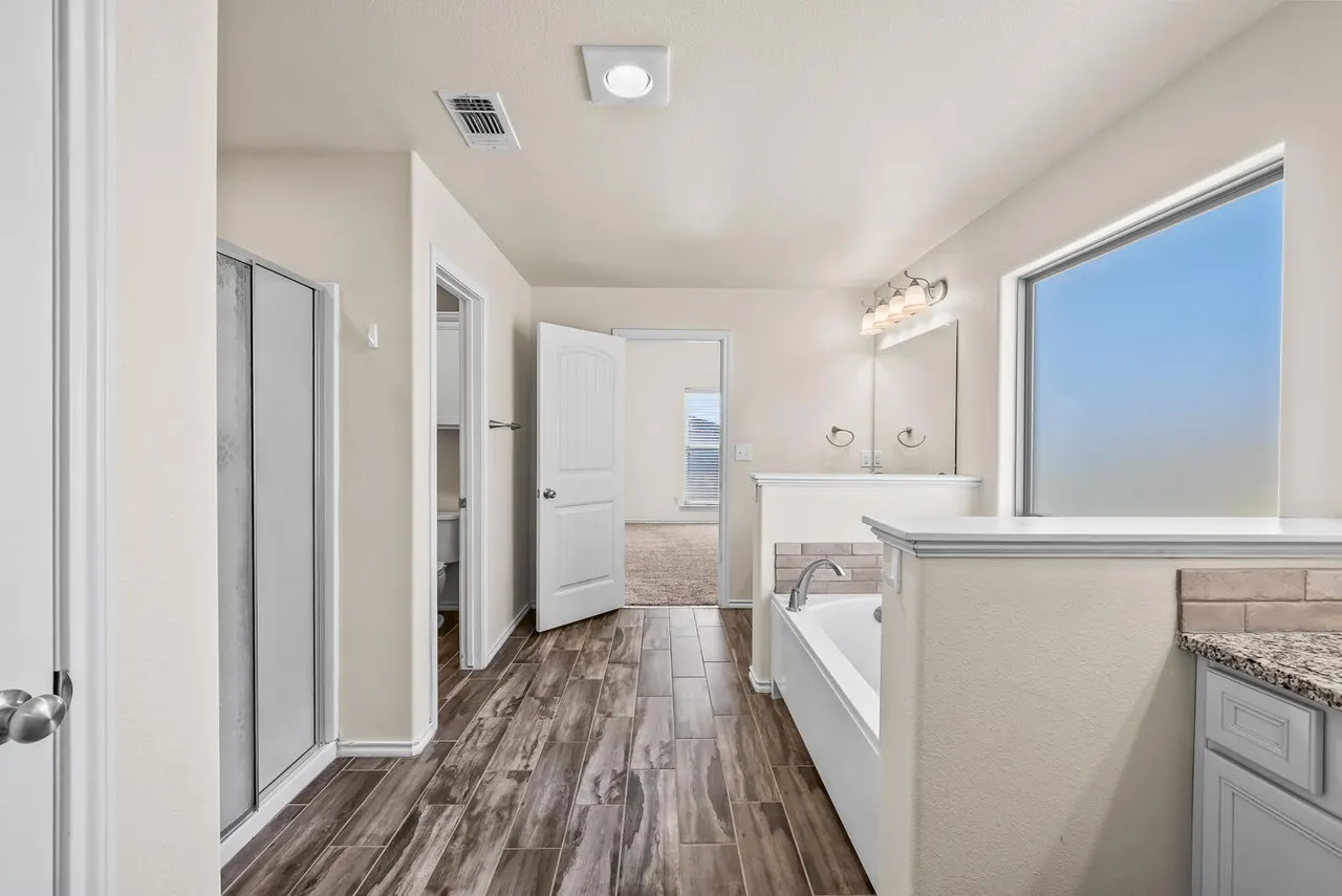 Photo 15 — 7027 37th Street, Lubbock, TX 79407
