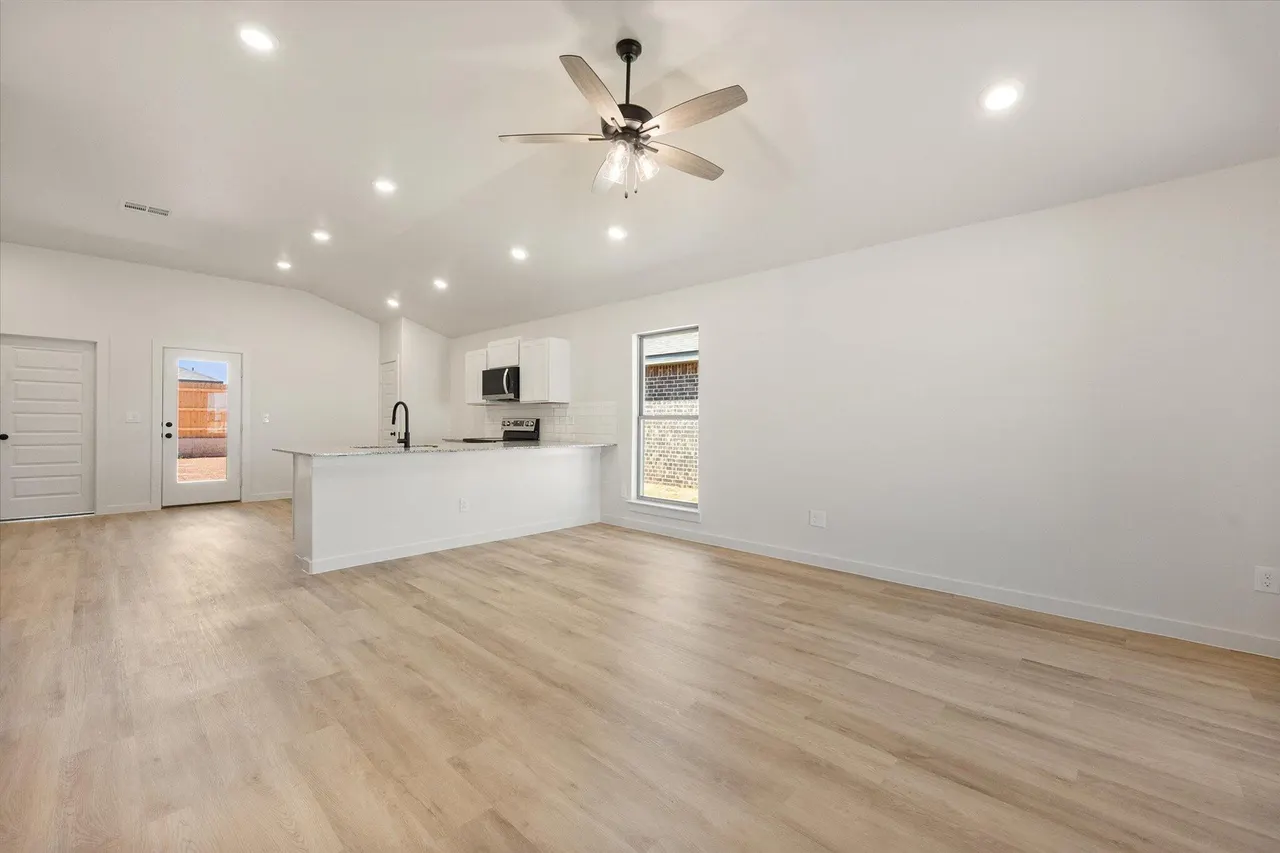 Photo 5 — 2407 Bryan Avenue, Wolfforth, TX 79382