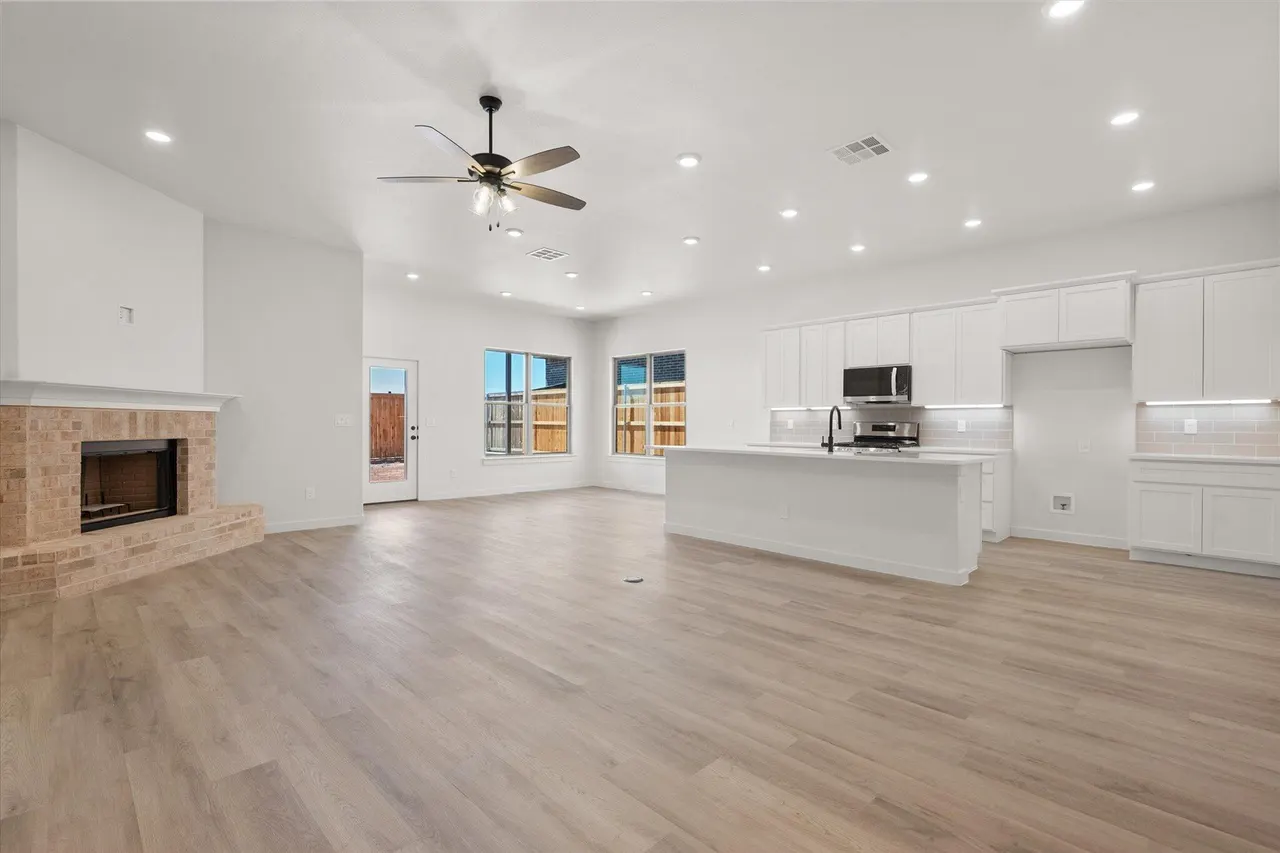 Photo 5 — 1203 E 30th Street, Wolfforth, TX 79382