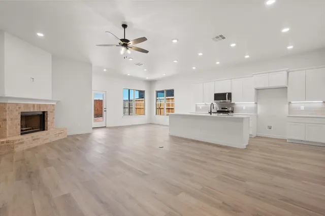Photo 5 — 1203 E 30th Street, Wolfforth, TX 79382