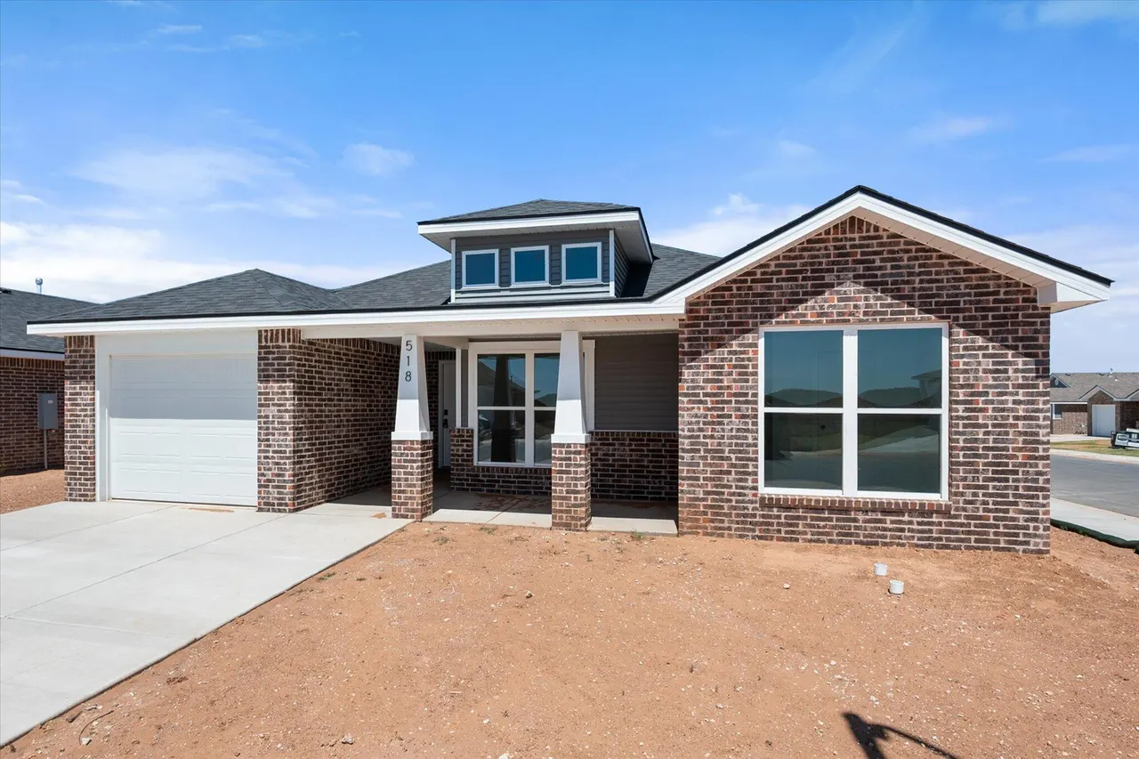 Photo 3 — 518 E 24th Street, Wolfforth, TX 79382