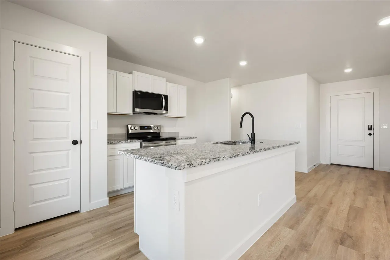 Photo 11 — 518 E 24th Street, Wolfforth, TX 79382