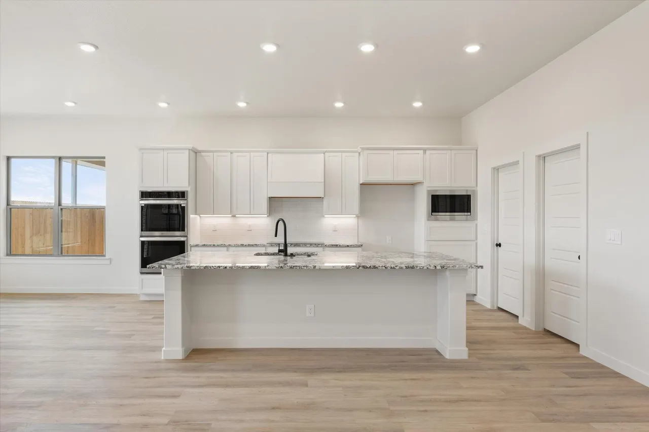 Photo 11 — 6103 121st Street, Lubbock, TX 79424