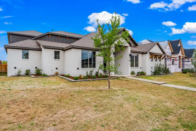 Photo 2 — 3814 136th Street, Lubbock, TX 79423