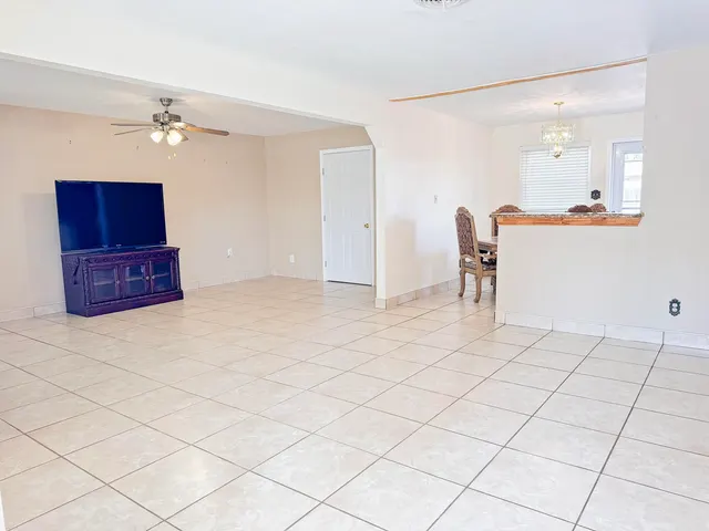 Photo 4 — 413 E Dogwood Street, Denver City, TX 79323