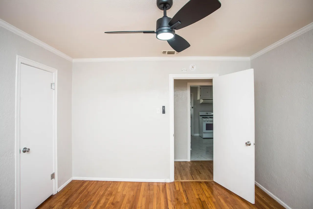 Photo 18 — 2513 31st Street, Lubbock, TX 79410