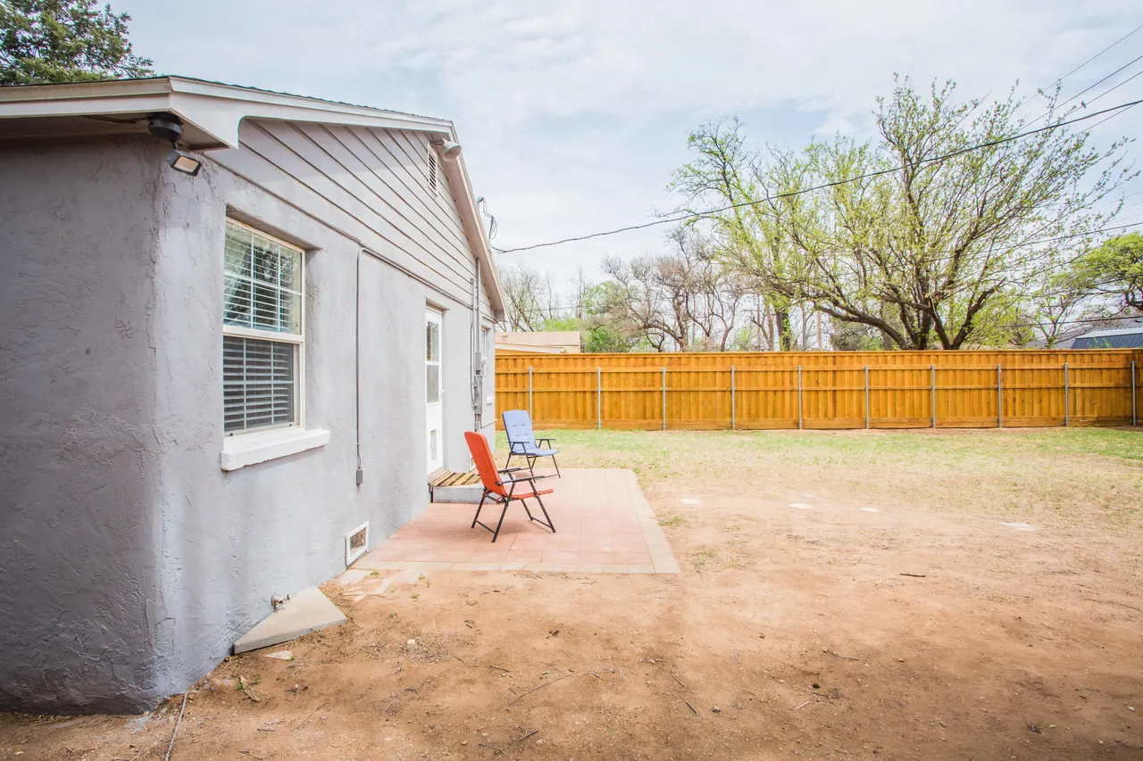 Photo 32 — 2513 31st Street, Lubbock, TX 79410