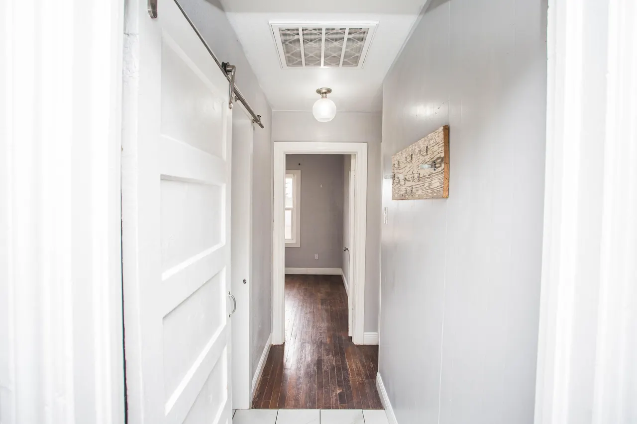 Photo 7 — 2409 39th Street, Lubbock, TX 79412