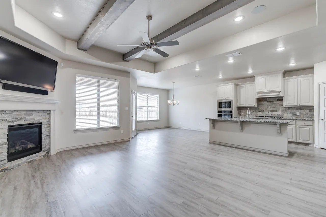 Photo 3 — 7614 62nd Street, Lubbock, TX 79407