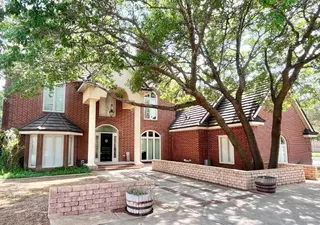 Sold home at 7201 87th Street