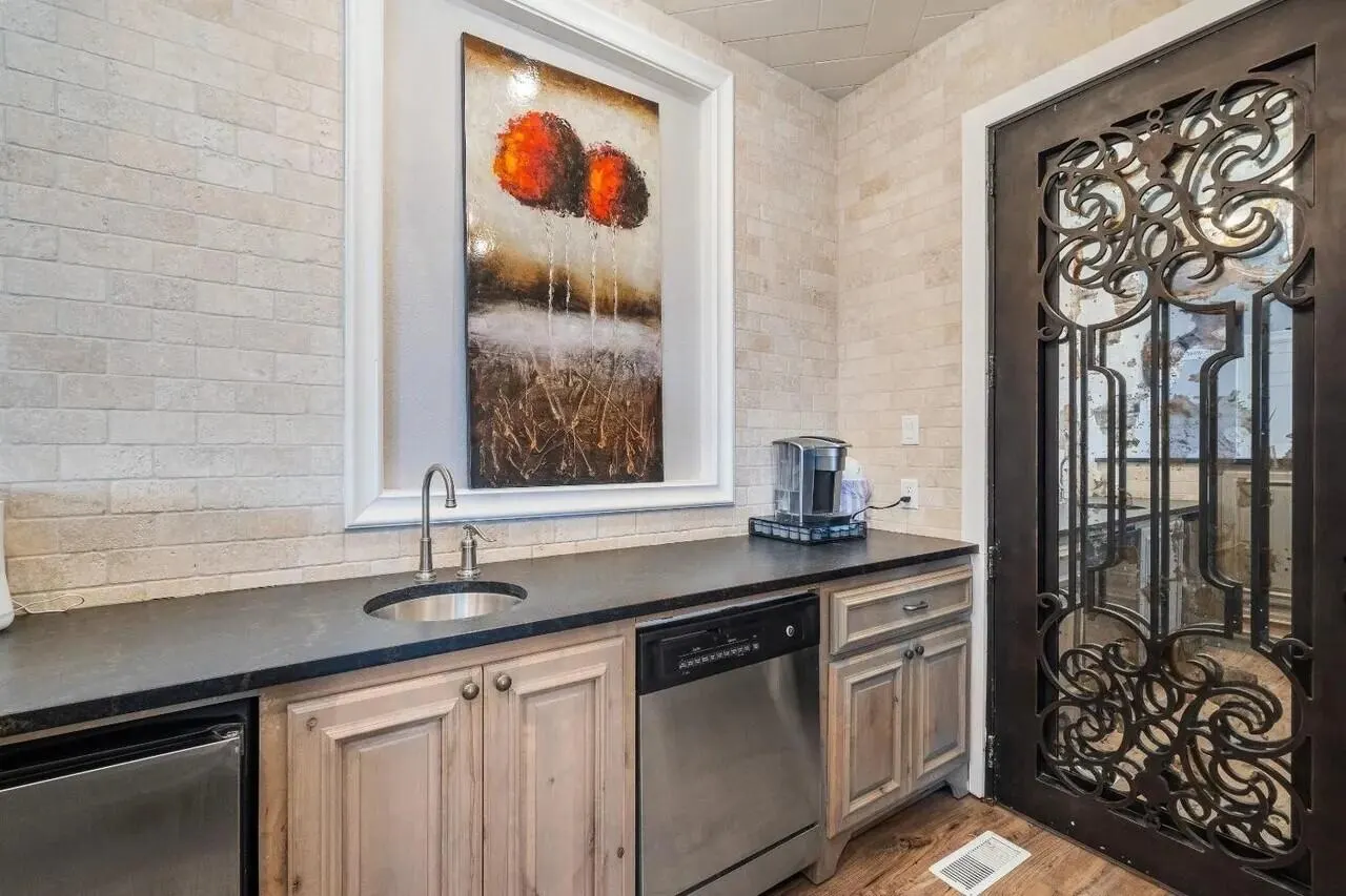 Photo 12 — 7201 87th Street, Lubbock, TX 79424