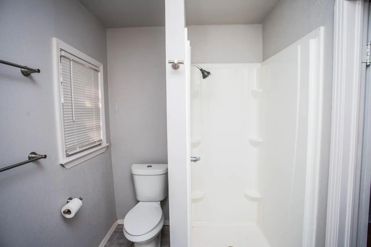 Photo 15 — 4109 33rd Street, Lubbock, TX 79410