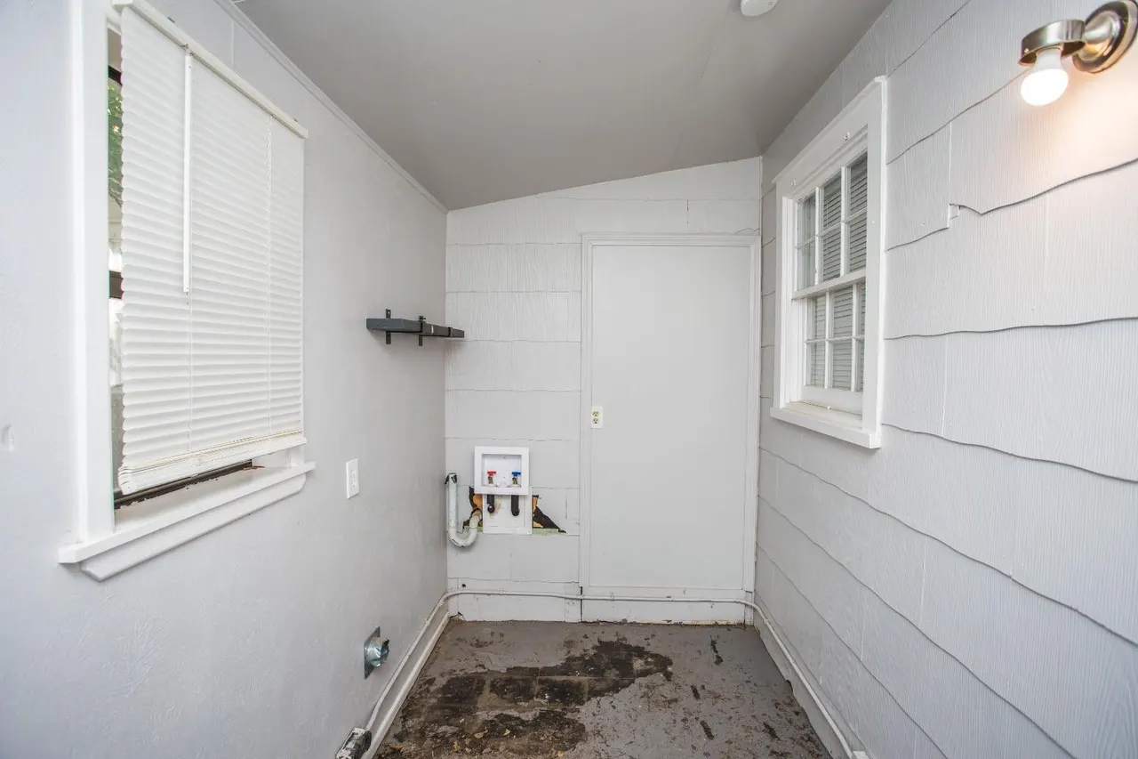 Photo 23 — 4109 33rd Street, Lubbock, TX 79410