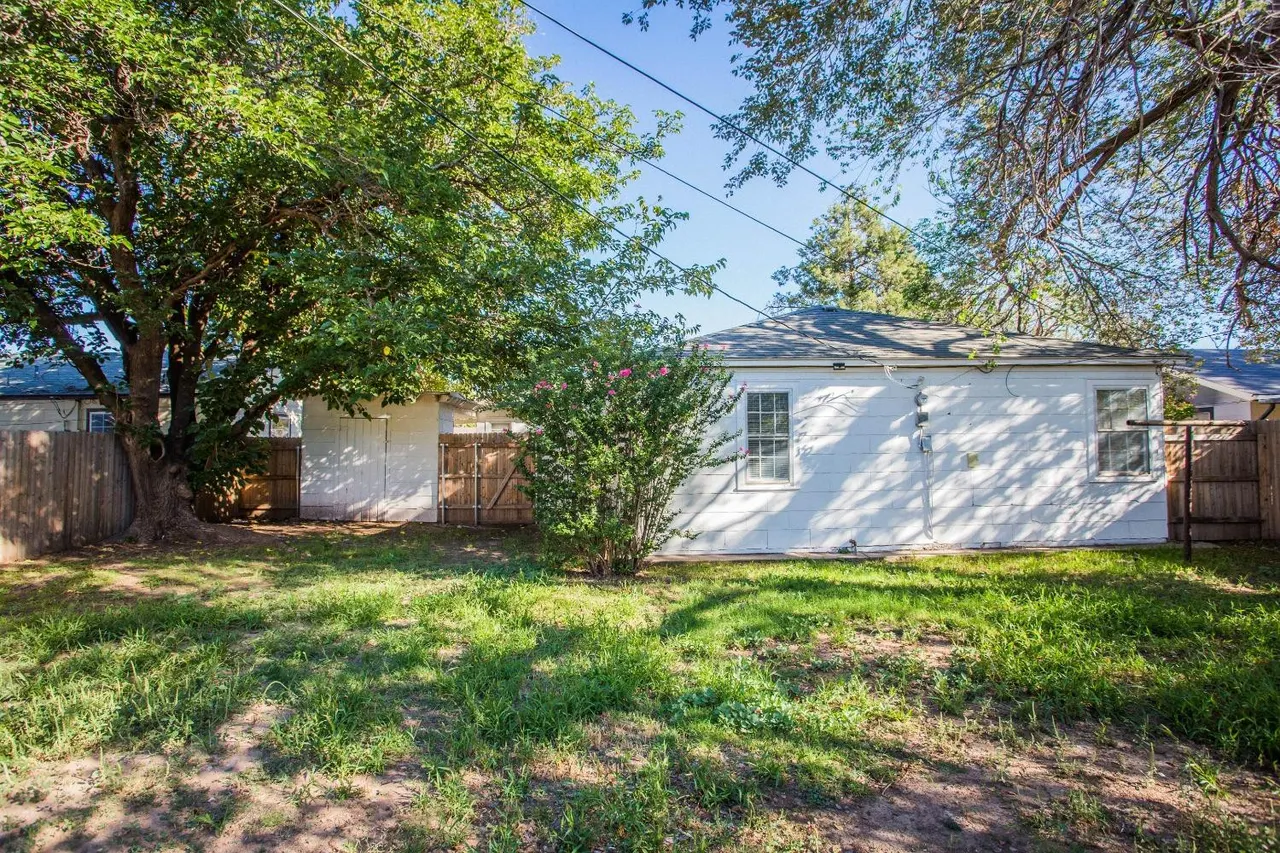 Photo 24 — 4109 33rd Street, Lubbock, TX 79410