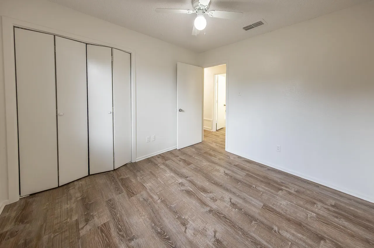 Photo 13 — 6305 35th Street, Lubbock, TX 79407