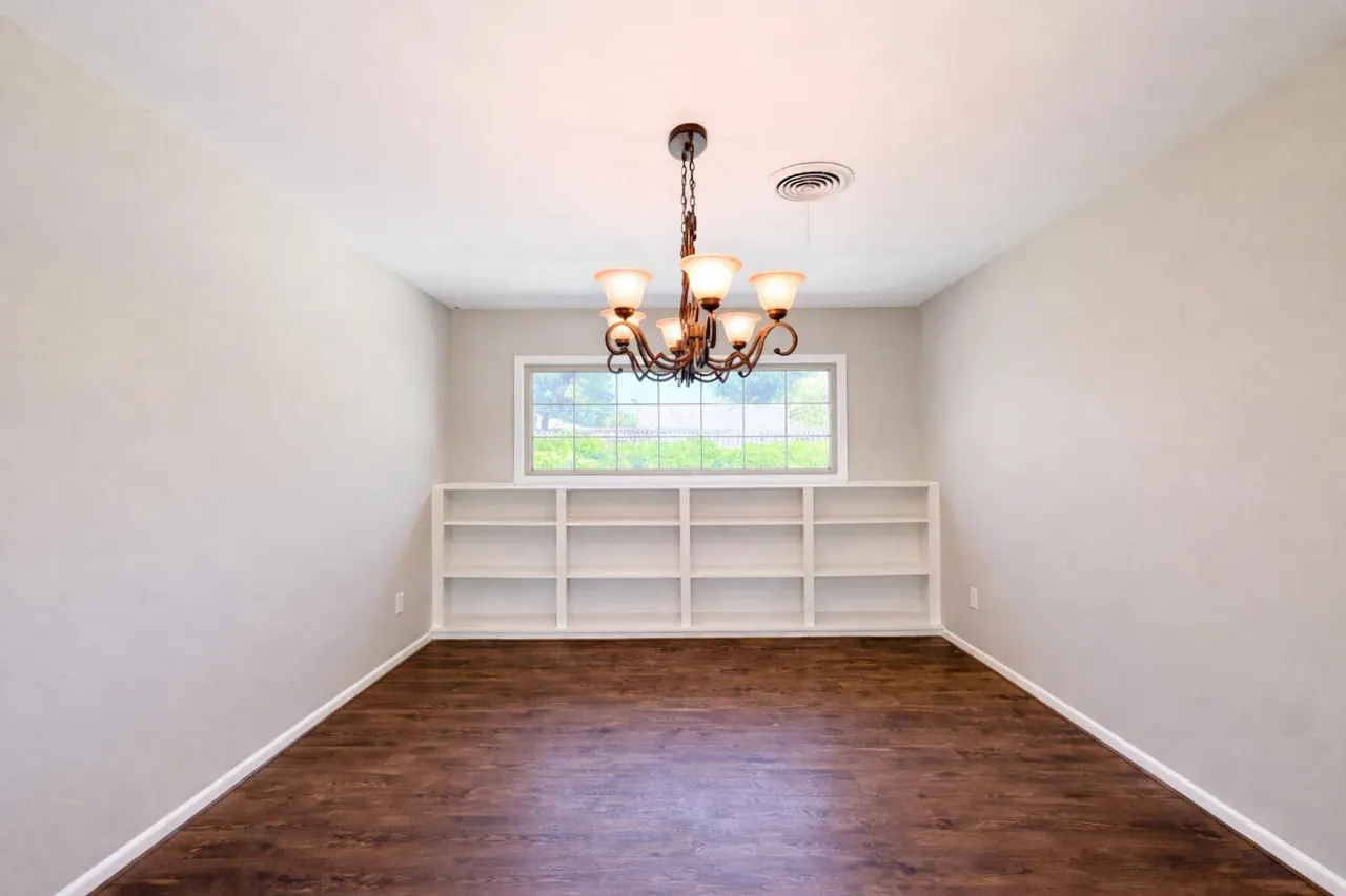 Photo 3 — 4704 29th Street, Lubbock, TX 79410