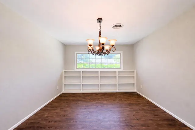 Photo 3 — 4704 29th Street, Lubbock, TX 79410