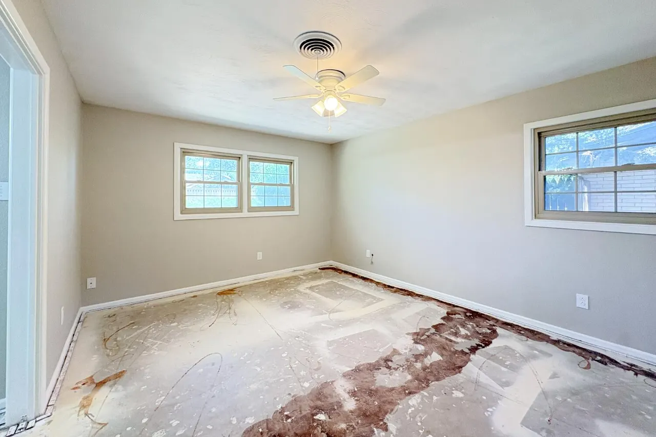 Photo 10 — 4704 29th Street, Lubbock, TX 79410