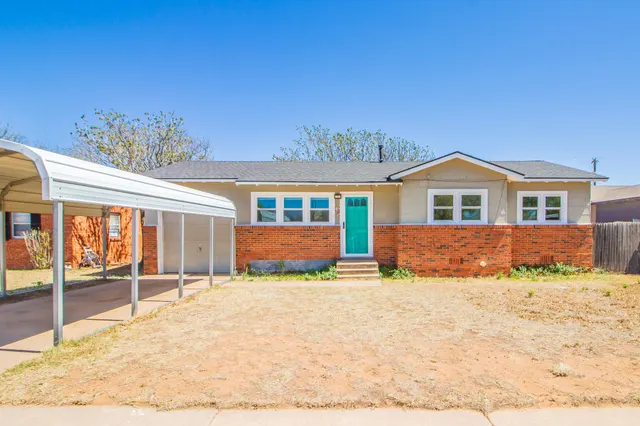 Front exterior — 133 Elgin Avenue, Levelland, TX 79336