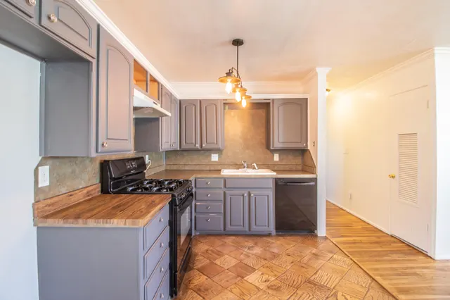Photo 6 — 133 Elgin Avenue, Levelland, TX 79336