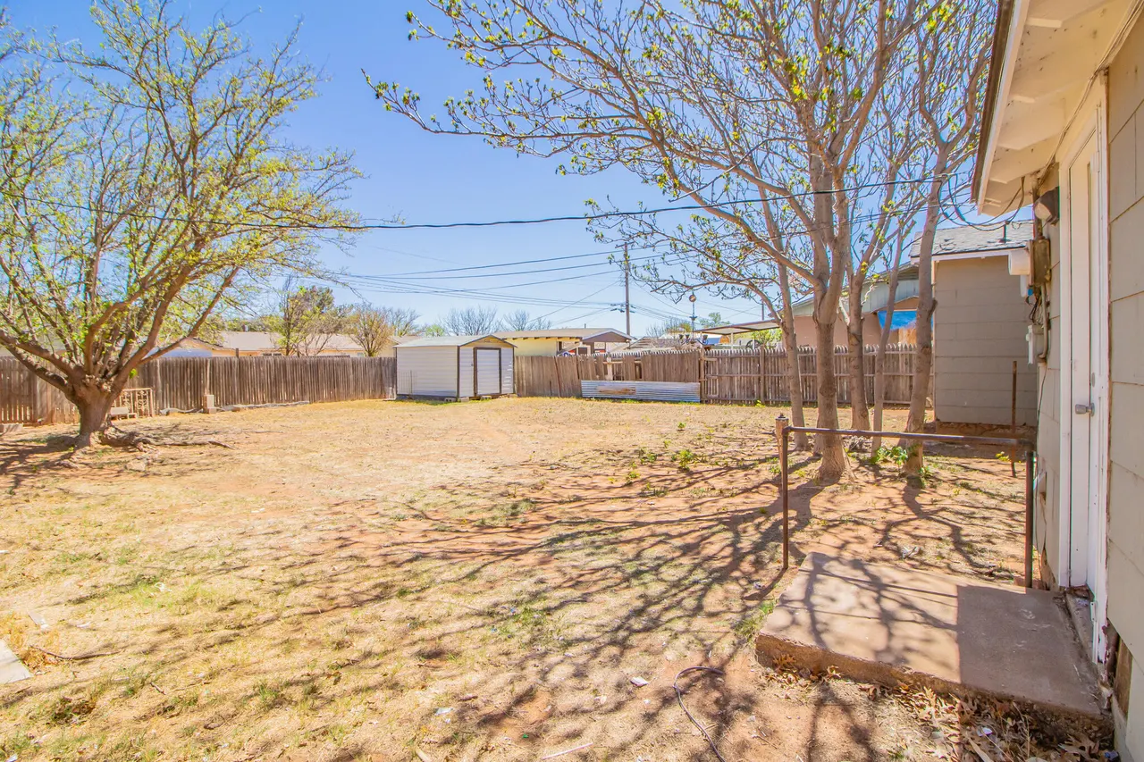 Photo 15 — 133 Elgin Avenue, Levelland, TX 79336