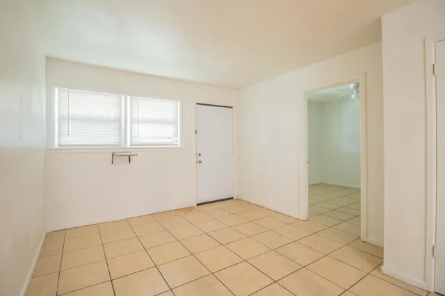 Photo 6 — 1610 45th Street 14, Lubbock, TX 79412
