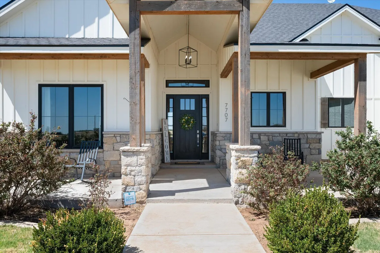 Photo 5 — 7707 N County Road 3240, Idalou, TX 79329