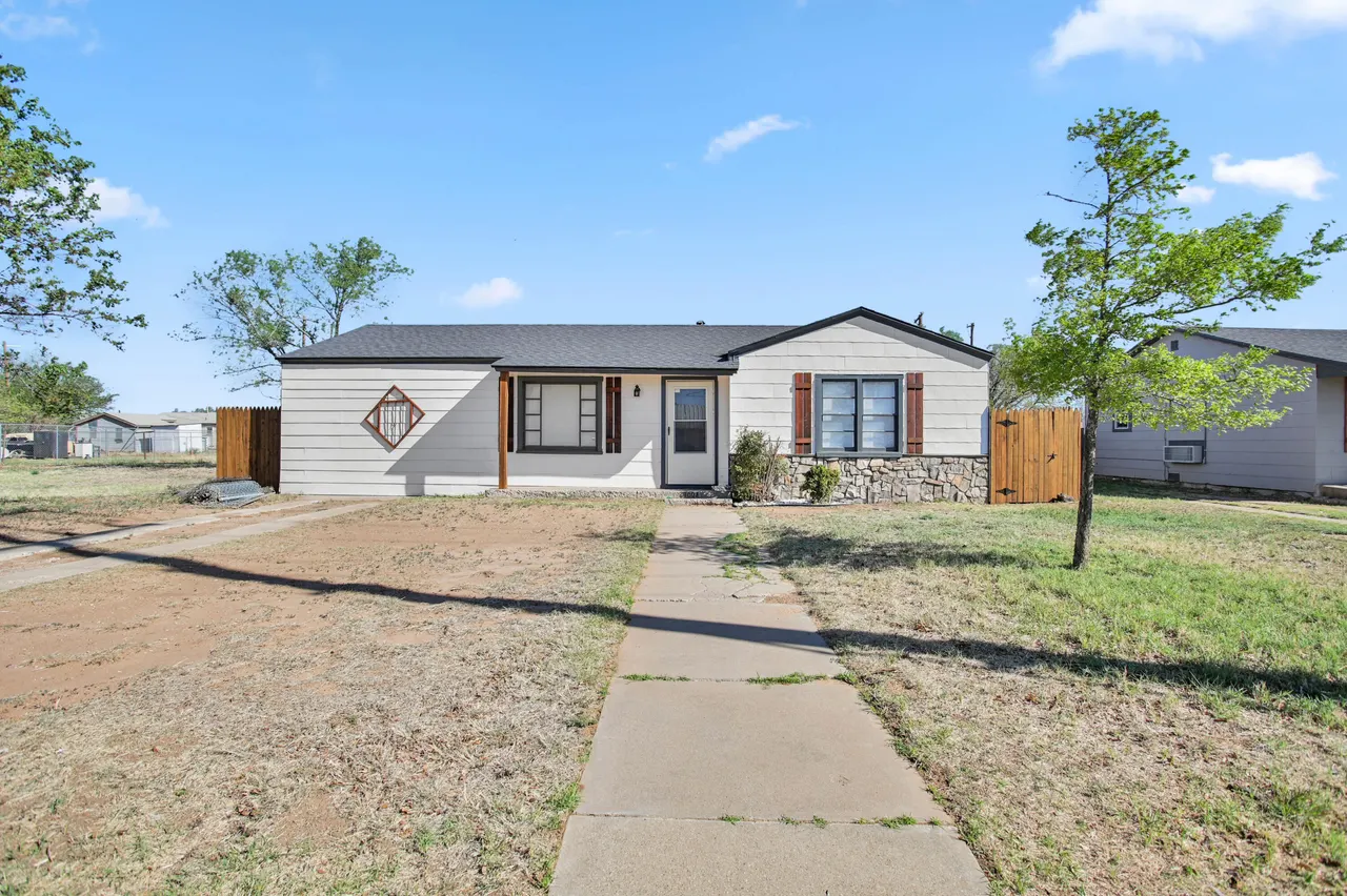 Front exterior — 3006 Erskine Street, Lubbock, TX 79415