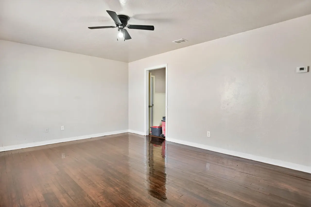 Photo 7 — 3006 Erskine Street, Lubbock, TX 79415