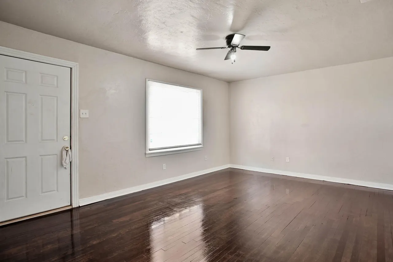 Photo 9 — 3006 Erskine Street, Lubbock, TX 79415